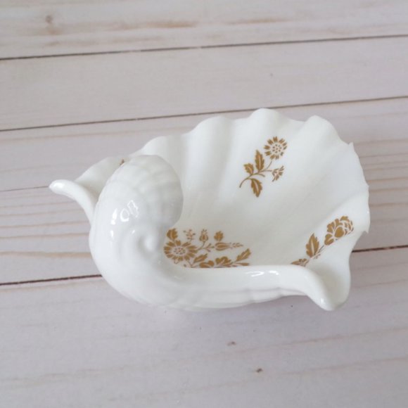 Spode Beaumont Footed Shell Candy/Trinket Dish   2885 - Picture 6 of 9